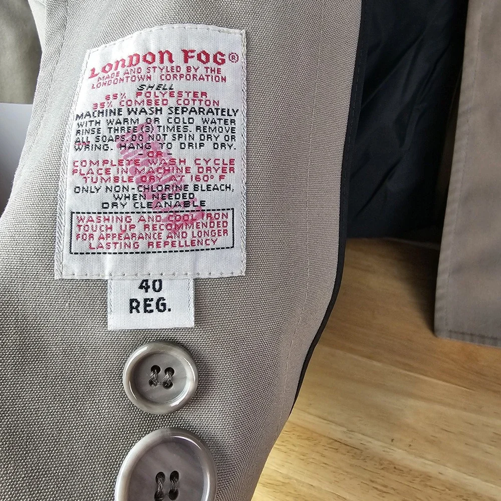 London Fog Mens Vintage Beige Khaki Trenchcoat Size 40 Short Neutral Classic‎